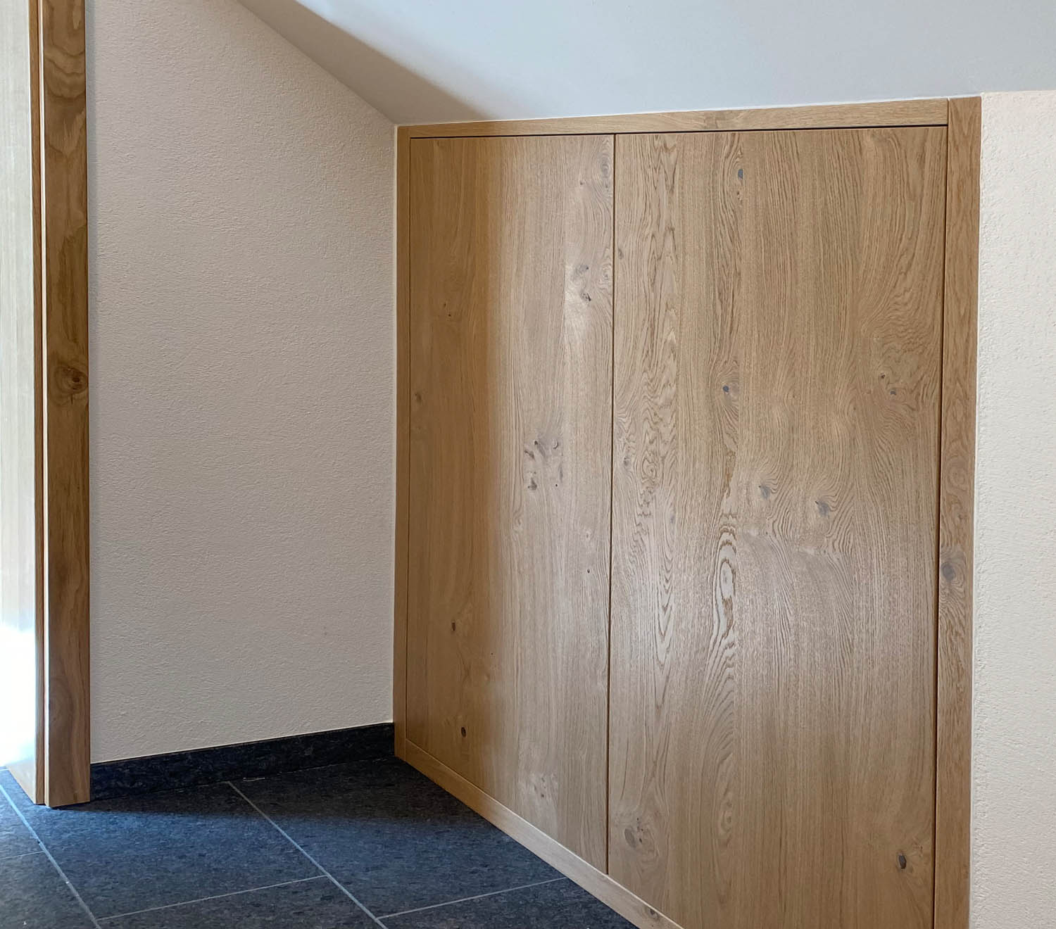 Dachschrägenschrank;